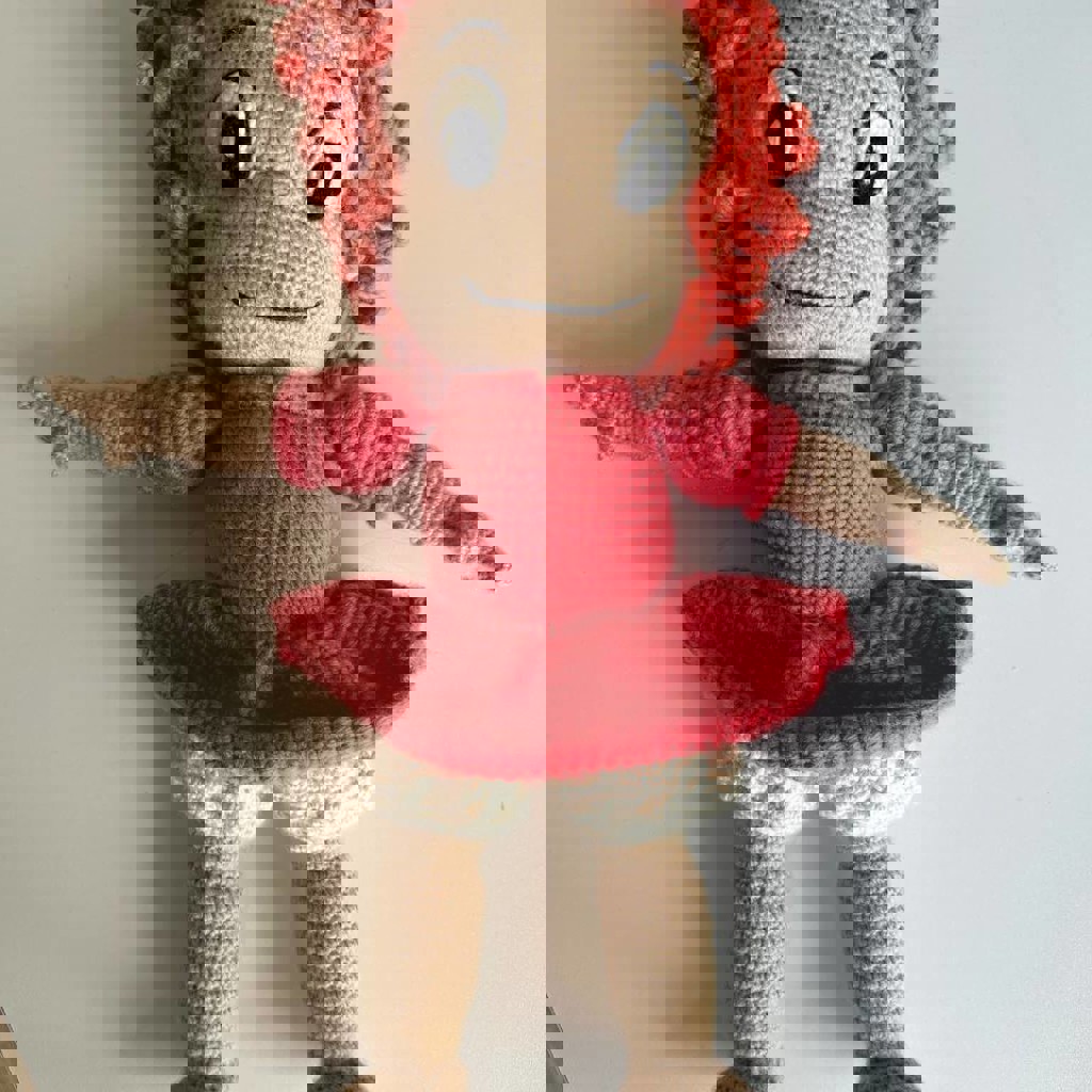 Вязаная игрушка Поньо