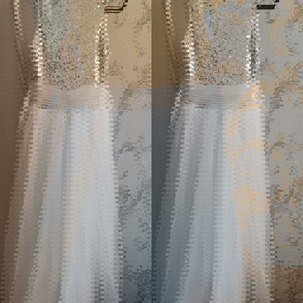 Праздничное платье