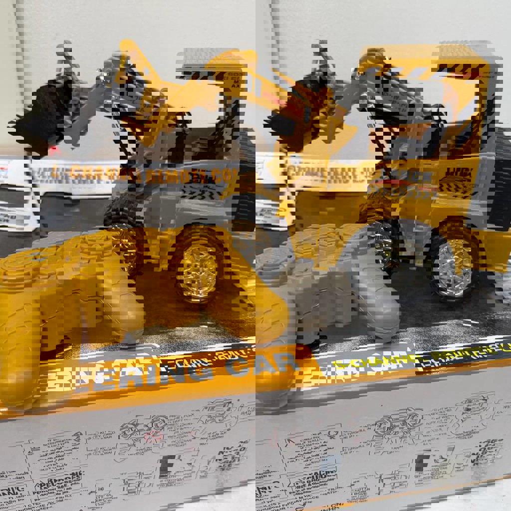 Экскаватор на радиоуправлении