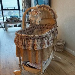 Люлька с колесами и музыкой - фото 3