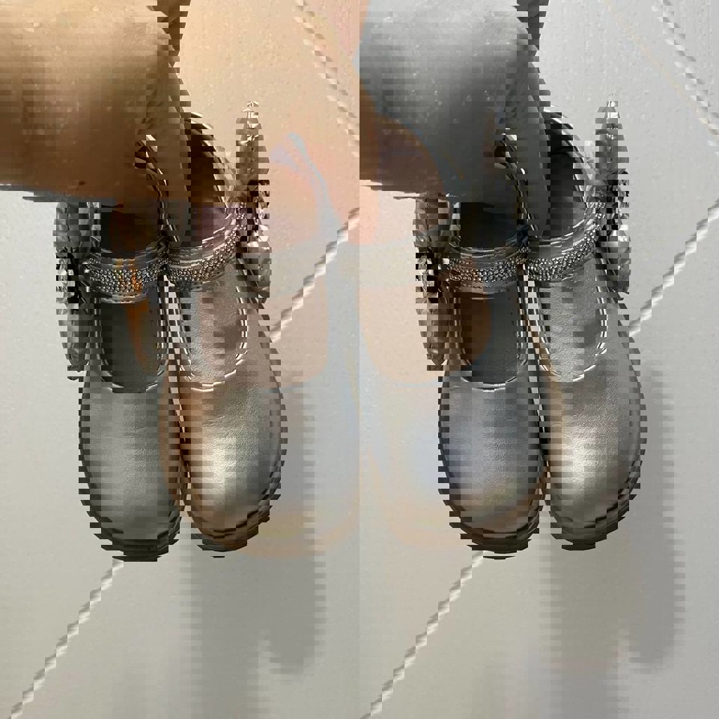 Кроссовки 23 размера