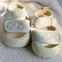 Детские босоножки белые - фото 2