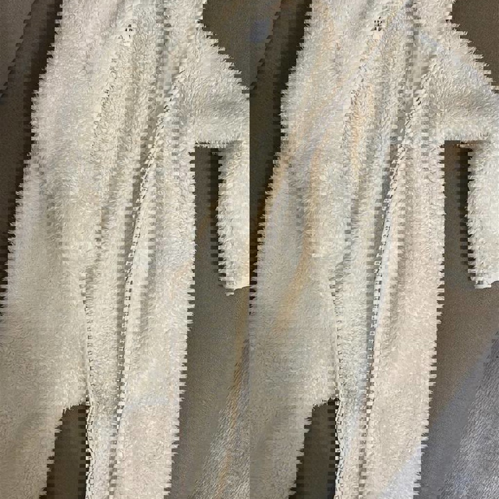 Вязаный костюмчик