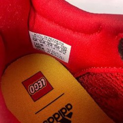 Кроссовки adidas в коллаборации с Lego - фото 5