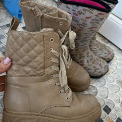 Демисезонные сапоги - фото 1