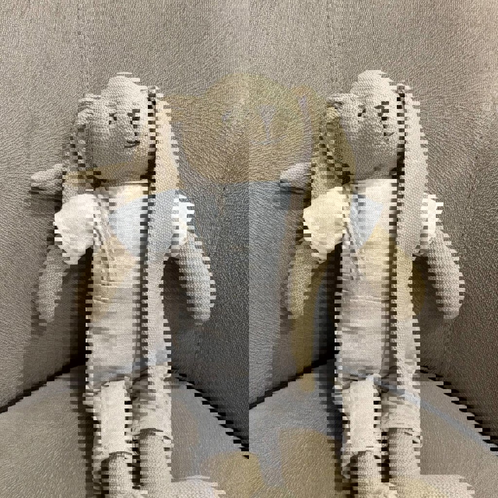 Мягкая игрушка заяц