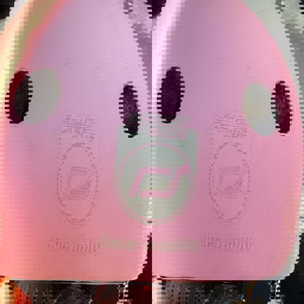 Шлем детский розовый