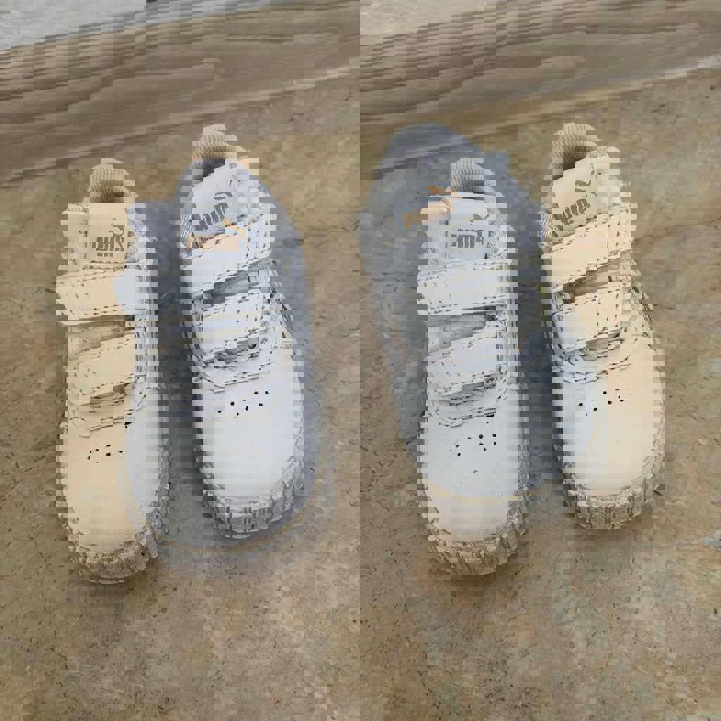 Детские кроссовки