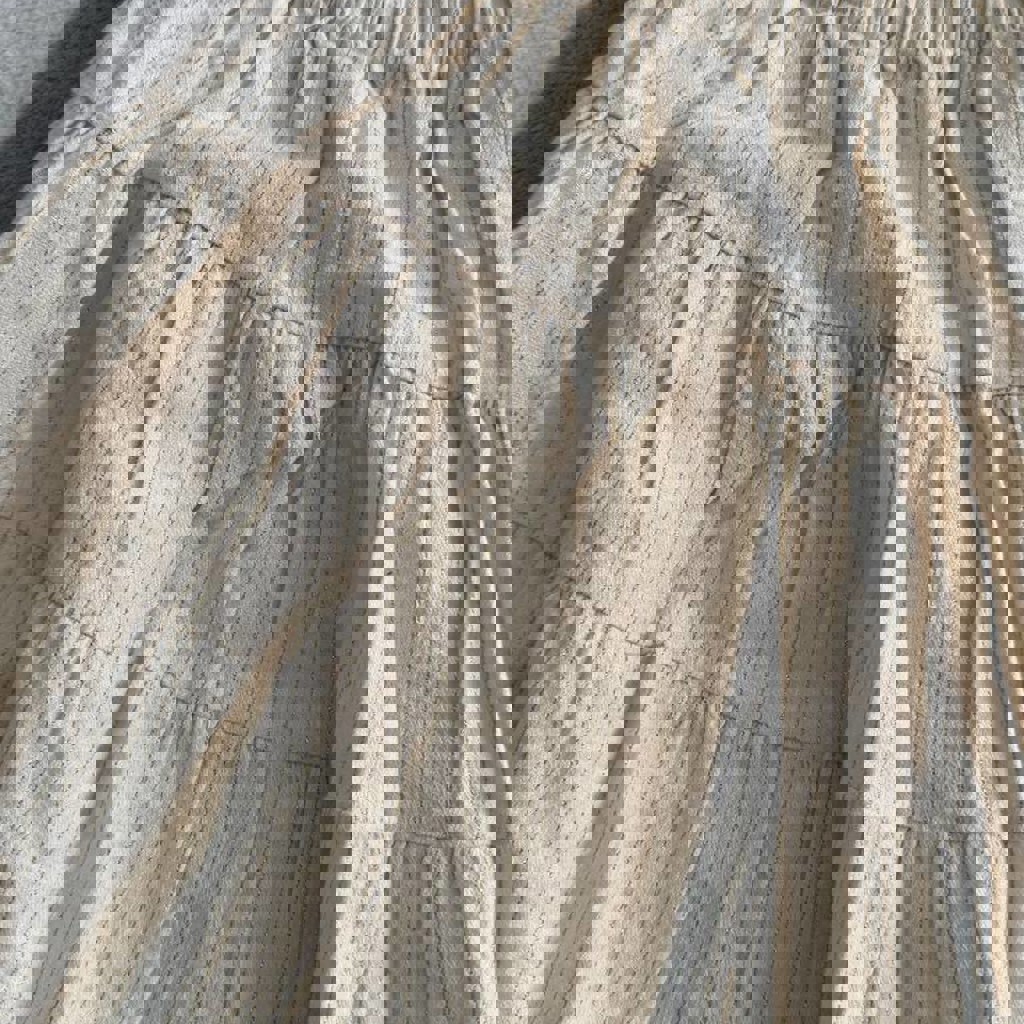 Платье золотистое с фатином