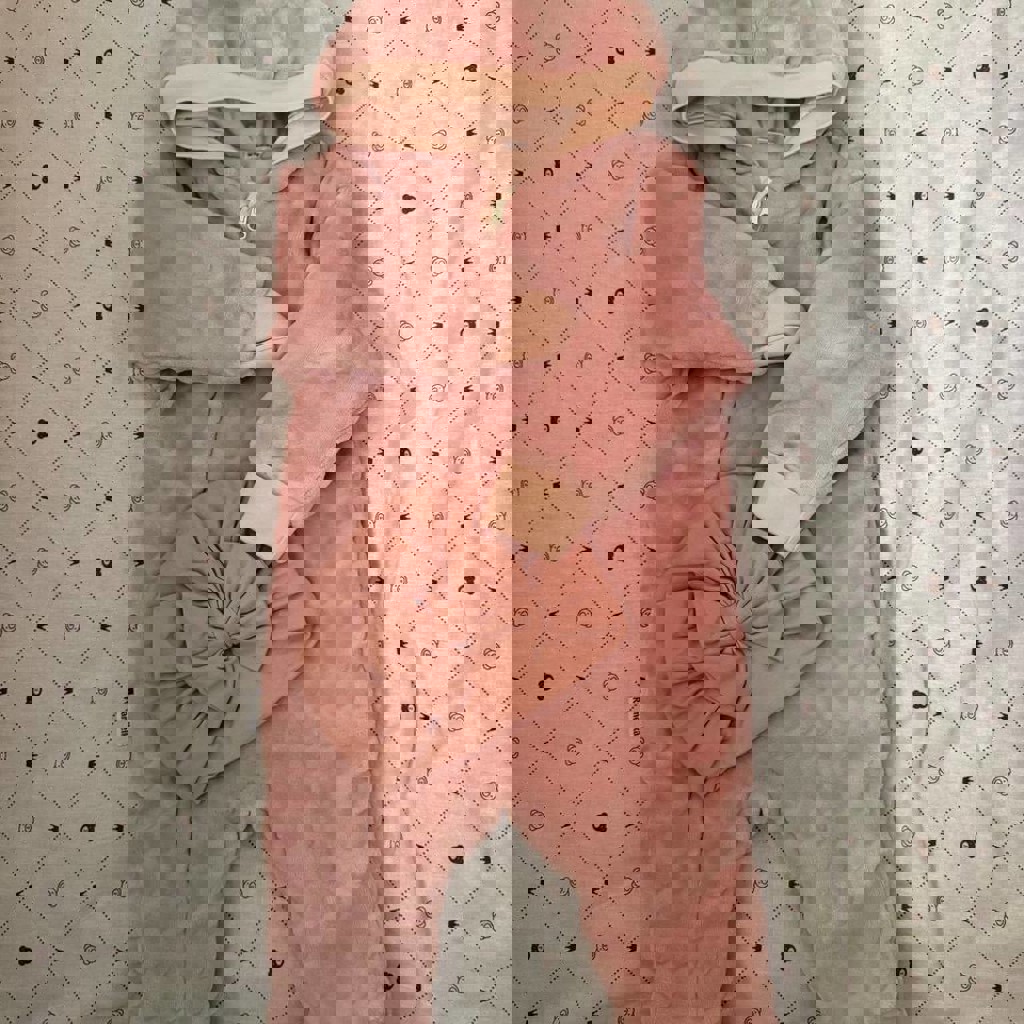 Детский комбинезон с шапочкой