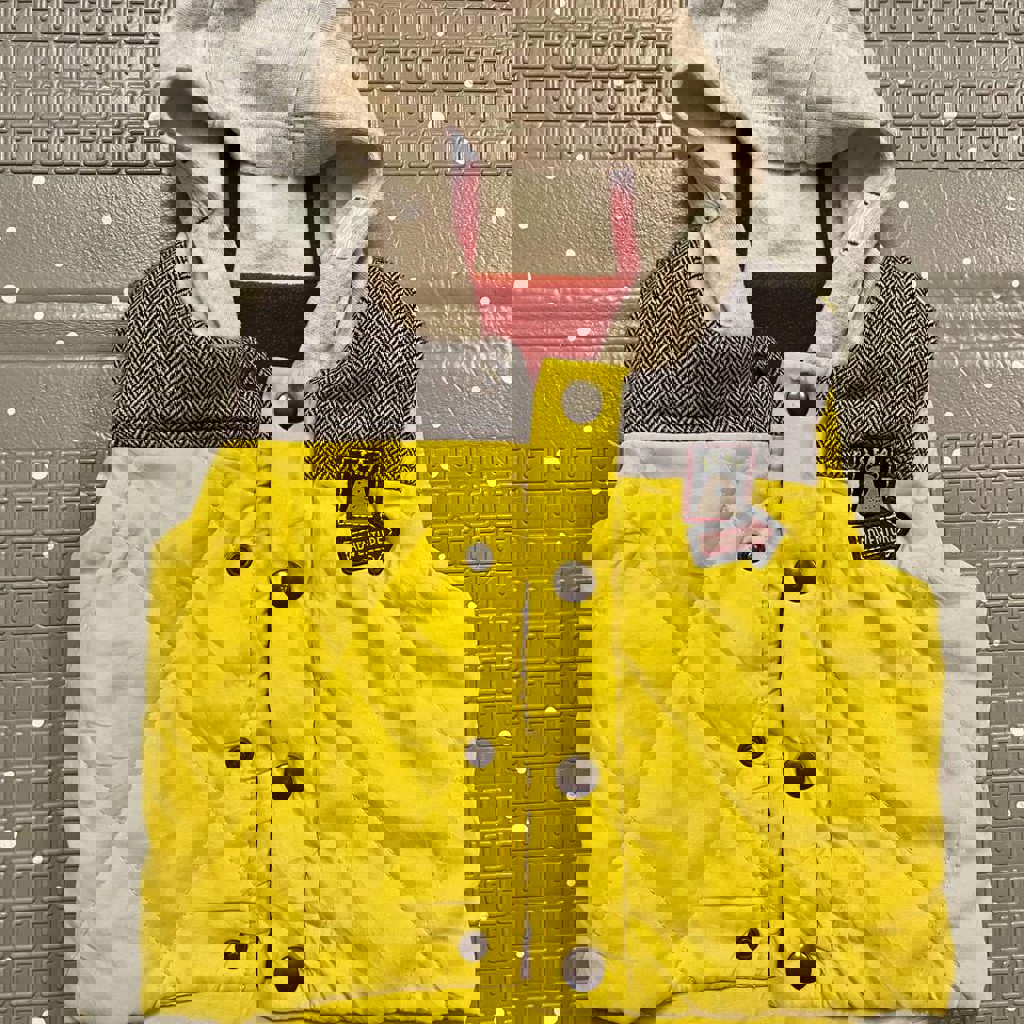 Утеплённый жилет на флисе