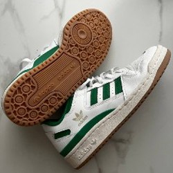 Кроссовки adidas - фото 3