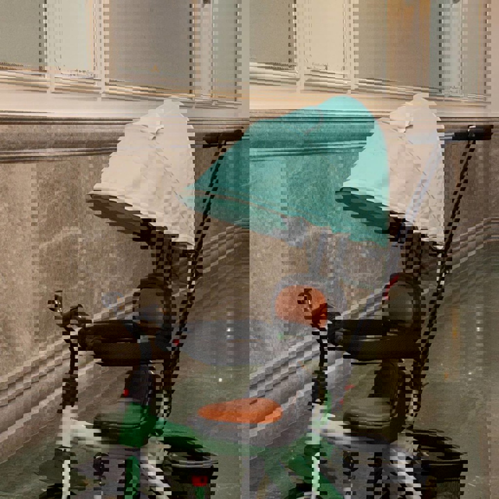 Детский трехколесный велосипед