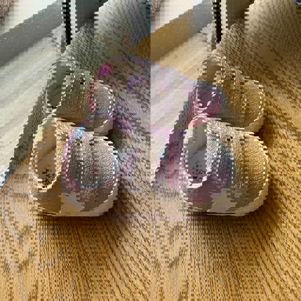 Кроссовки Hm