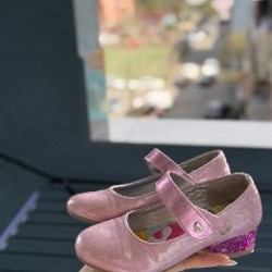 Туфли со сверкающим каблуком - фото 2