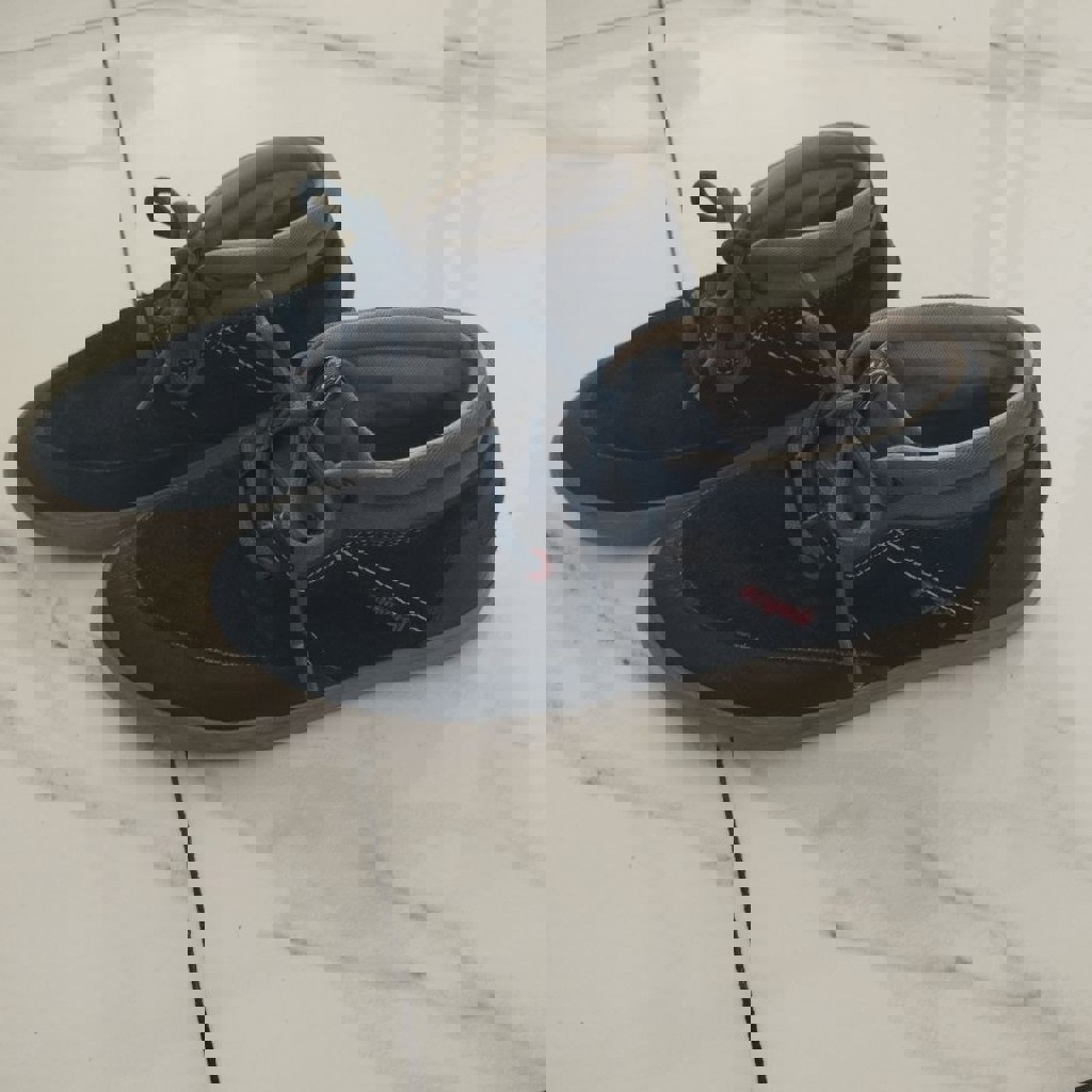 Ботинки из натуральной кожи и замши