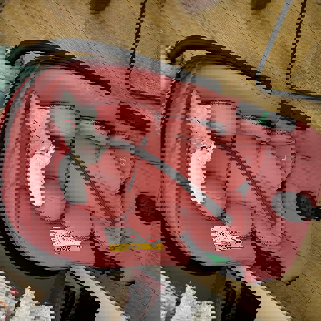 Кресло для новорожденного