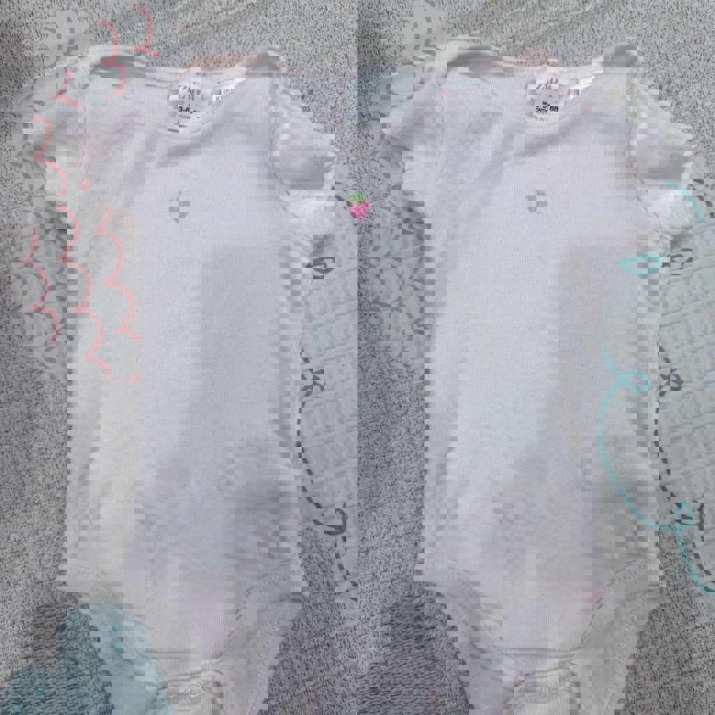 Шапка весенняя Reserved