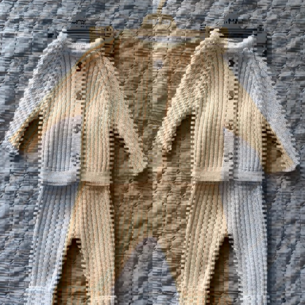 Вязаный тёплый комбинезон