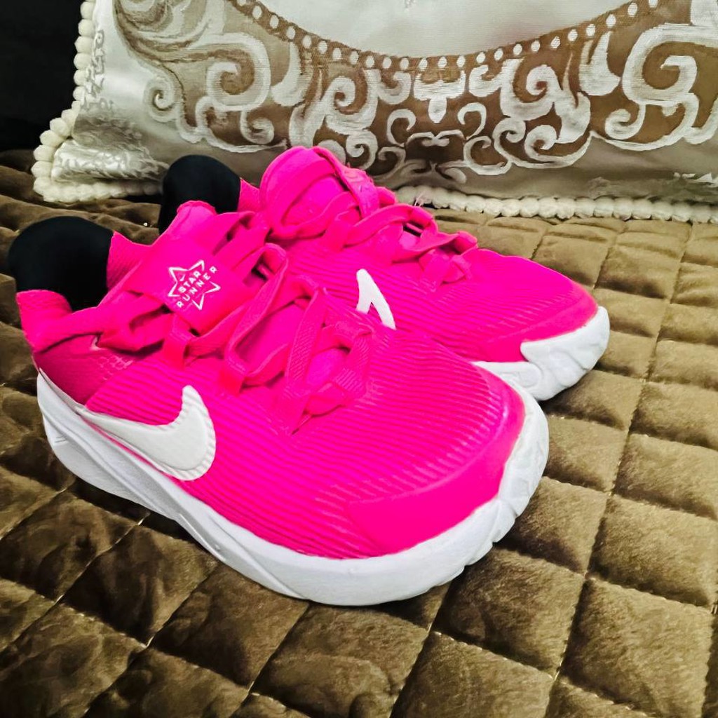 Кроссовки Nike