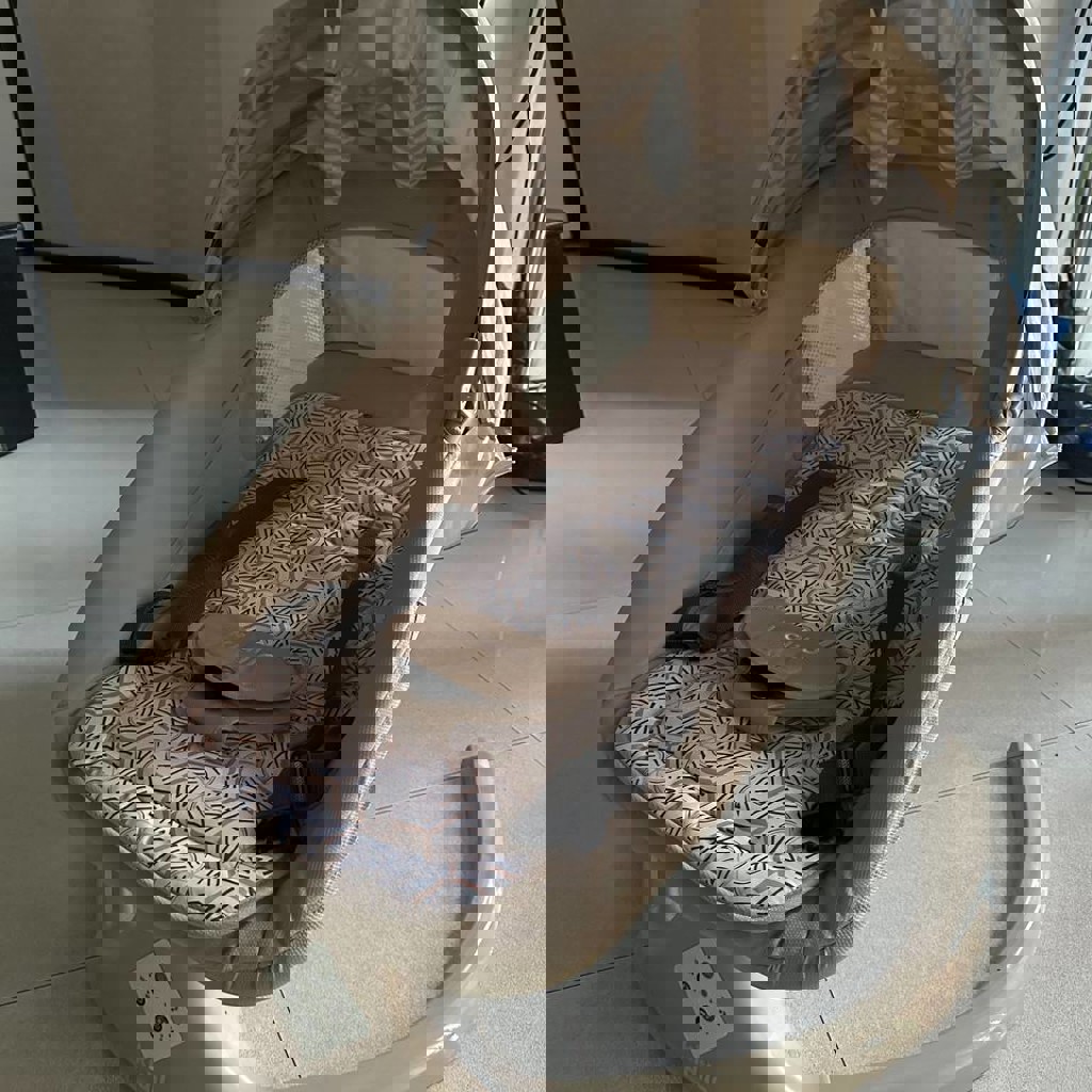 Шезлонг детский