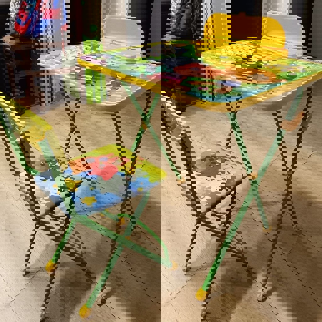 Складной стол со стульчиком