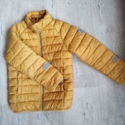 Брюки бежевые на мальчика - фото 1