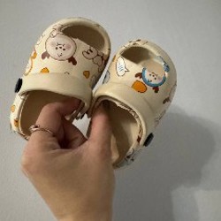 Кроссовки - фото 1