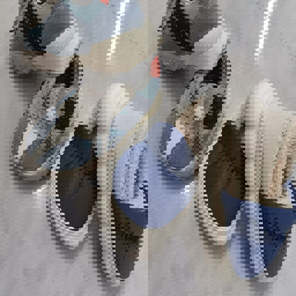 Обувь и одежда для детей