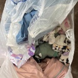 Пакет с бутылочками и принадлежностями - фото 2