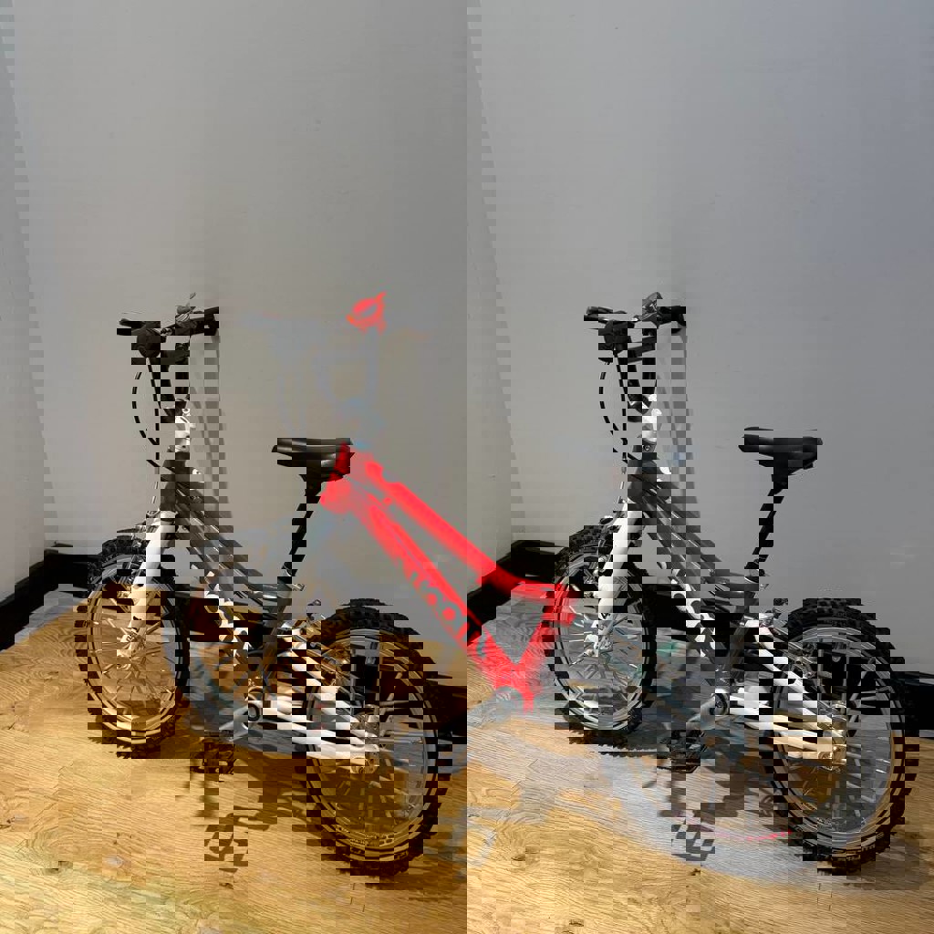 Детский двухколесный велосипед woom 2