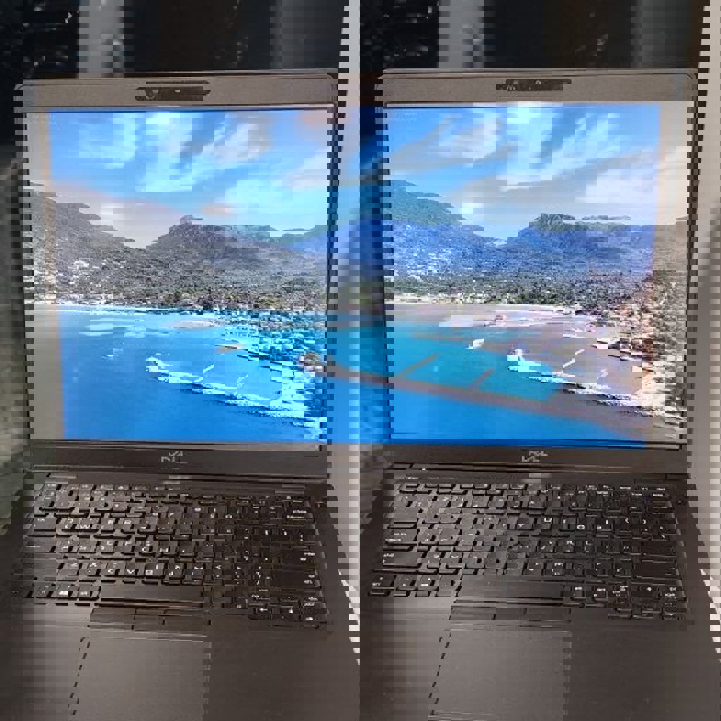 Ноутбук DELL Latitude 5400