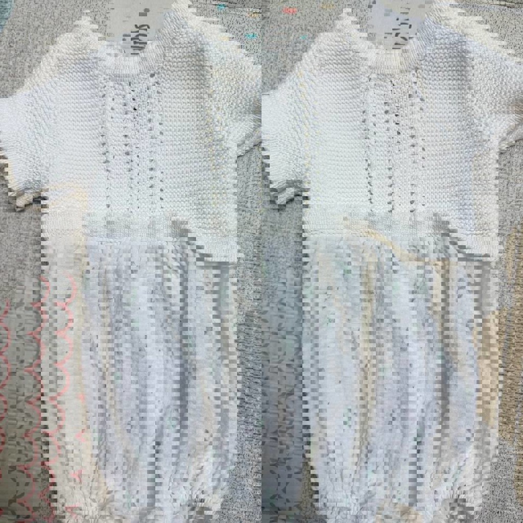 Розовый костюмчик