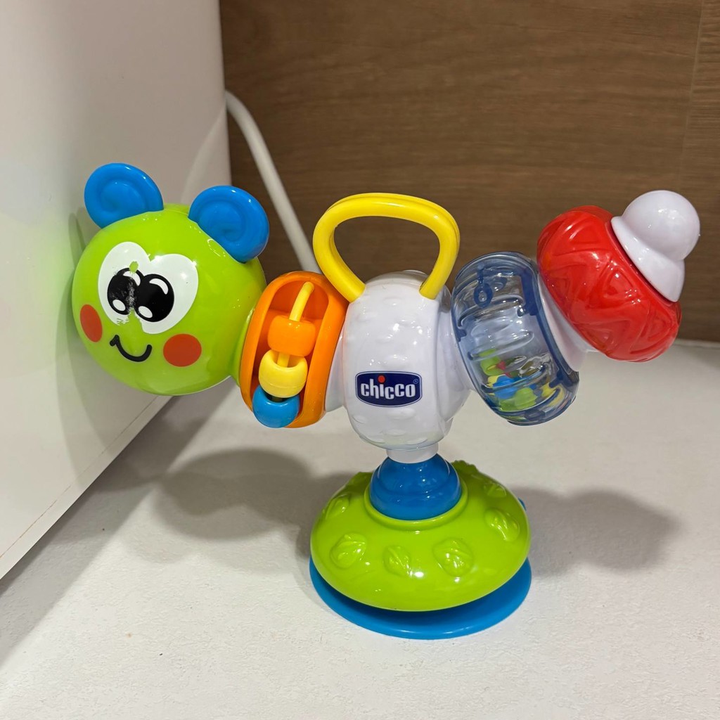 Игрушка с присоской