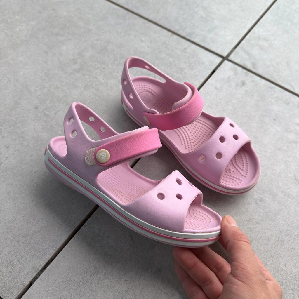 Сандали Crocs
