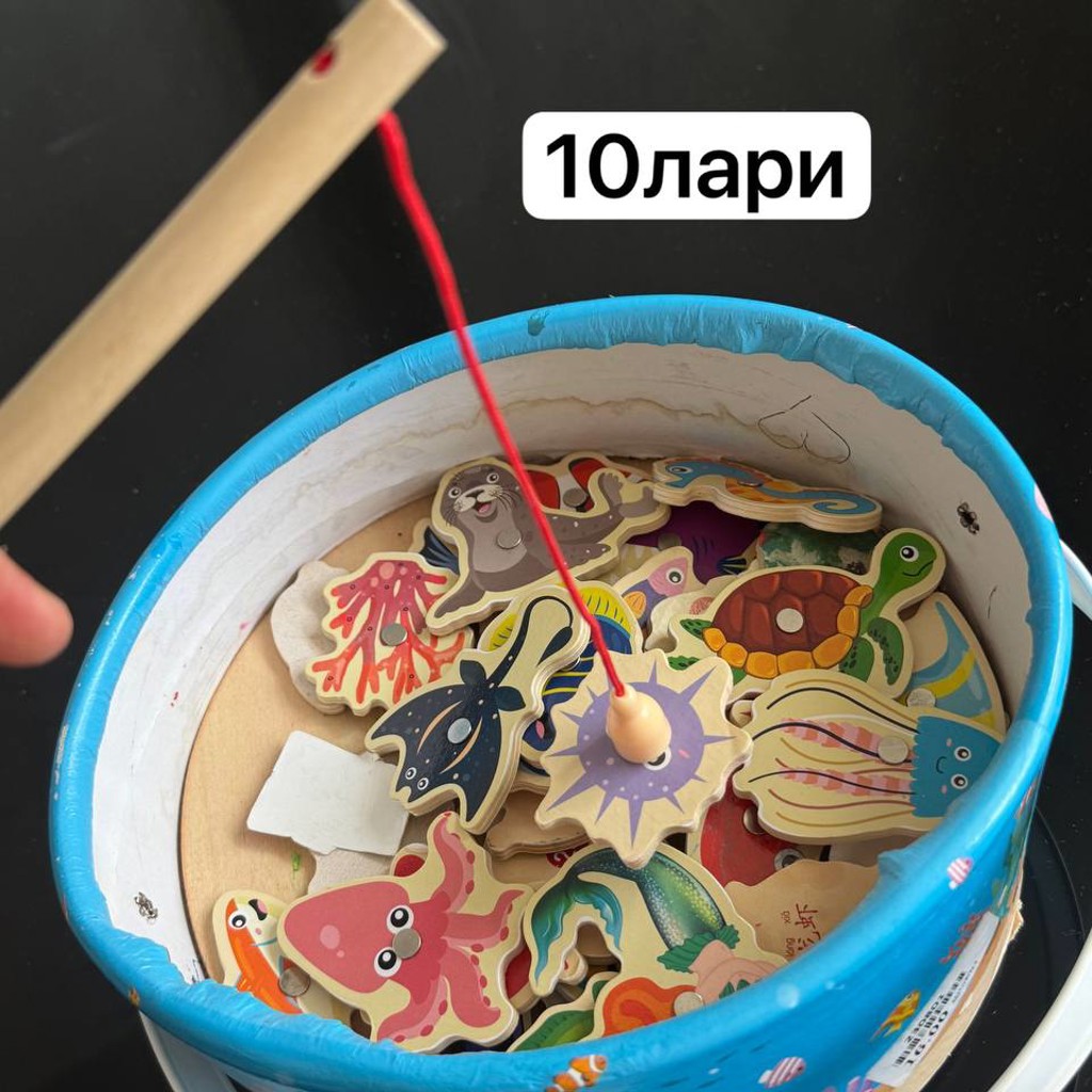 Легкая куртка ветровка
