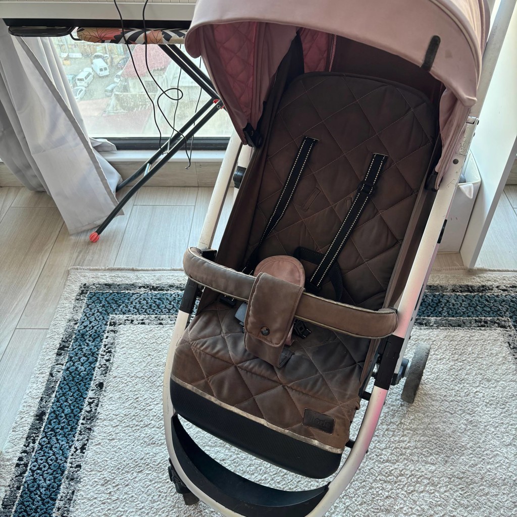 Коляска Carrello Gloria
