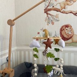 Детский мобиль с деревянным кронштейном - фото 2