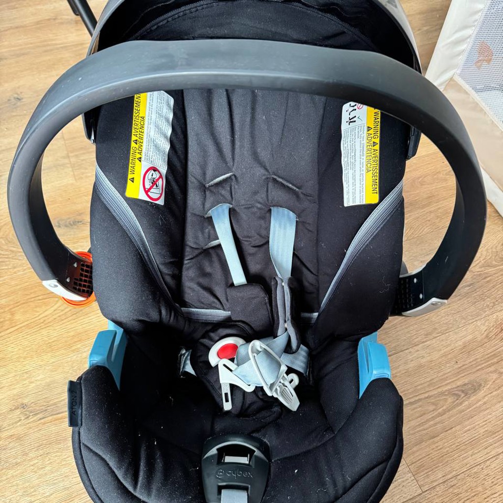 Автокресло Cybex