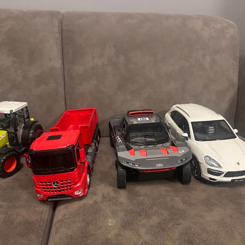 Раллийный внедорожник Audi RS Q e-tron