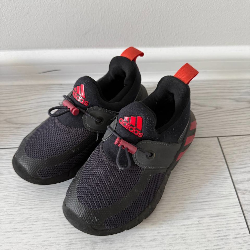 Детские кроссовки Adidas