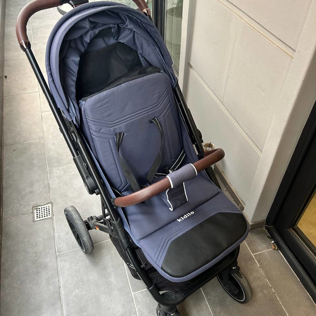 Прогулочная коляска Kidilo