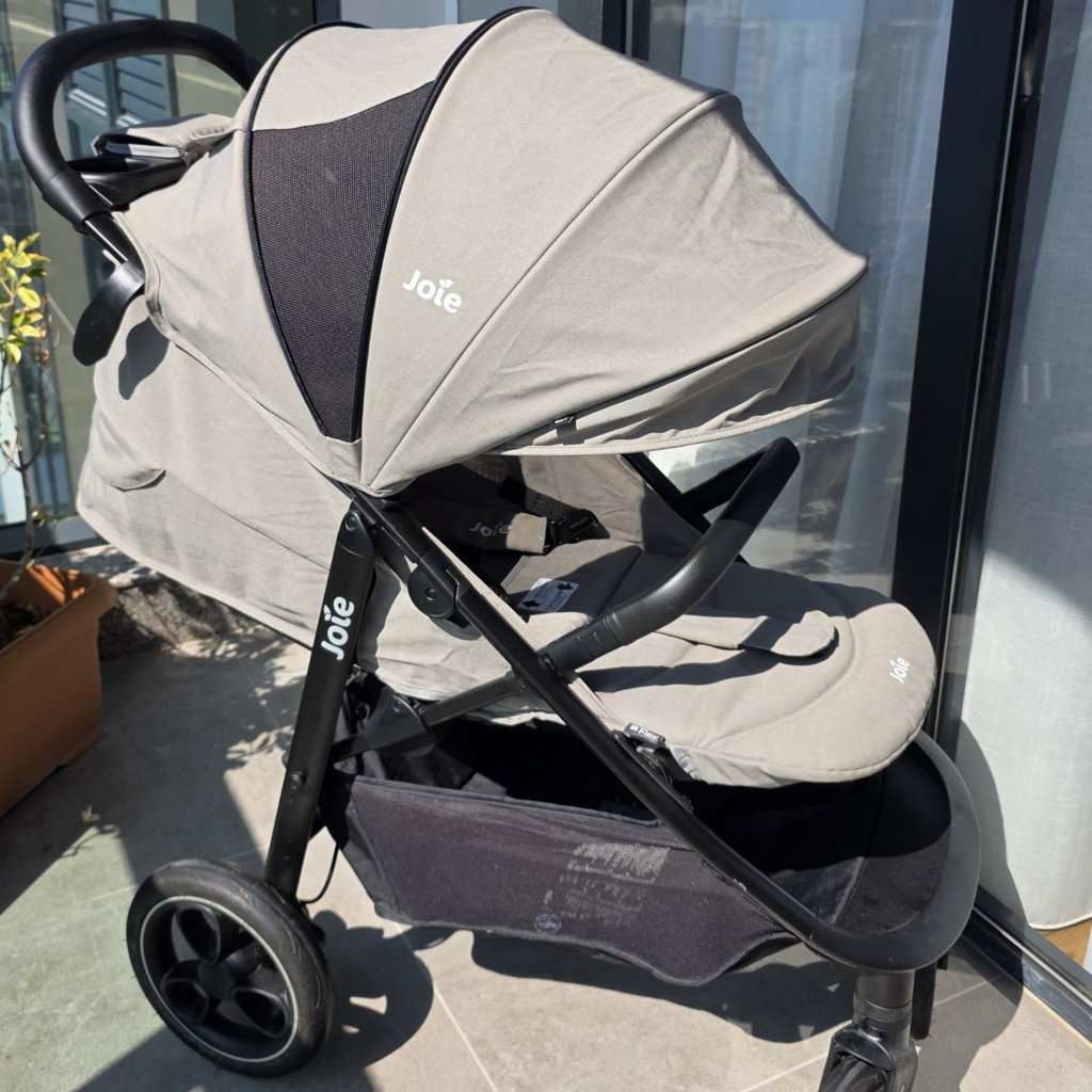 Прогулочная коляска Joie Litetrax Pro Air
