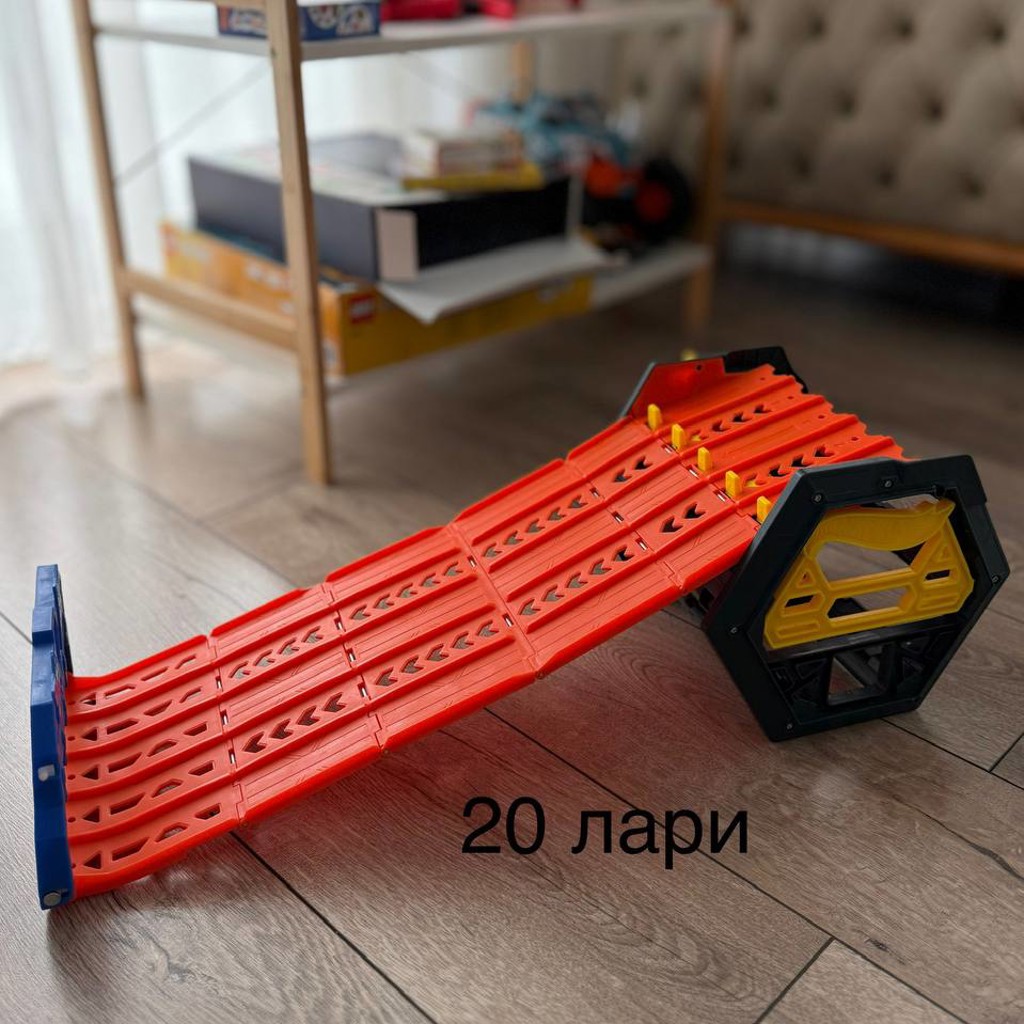 Гоночный трек Hot Wheels