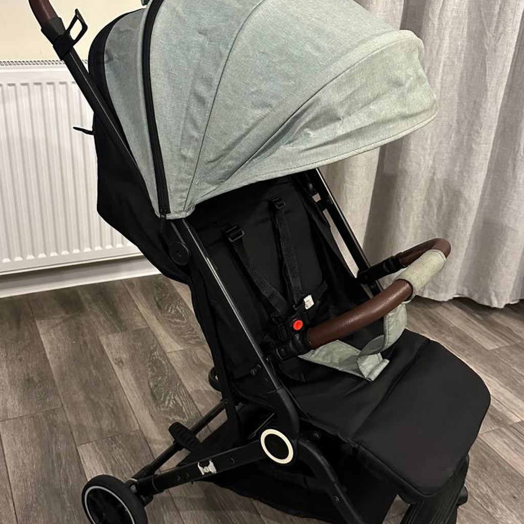 Прогулочная коляска Olsson Roady Light Green