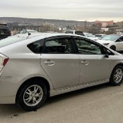 Toyota Prius (Gen 3) - фото 5