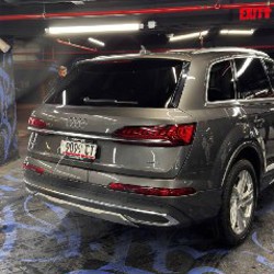 Audi Q7 - фото 3