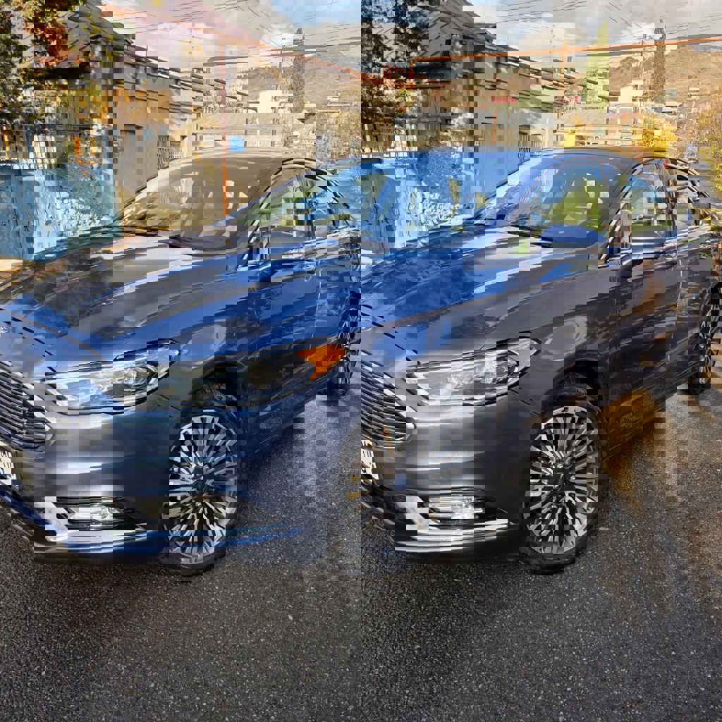 Ford Fusion Titanium/Platinum