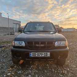 Isuzu Rodeo LS 4х4 - фото 2