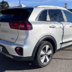 Kia Niro Hybrid - фото 3
